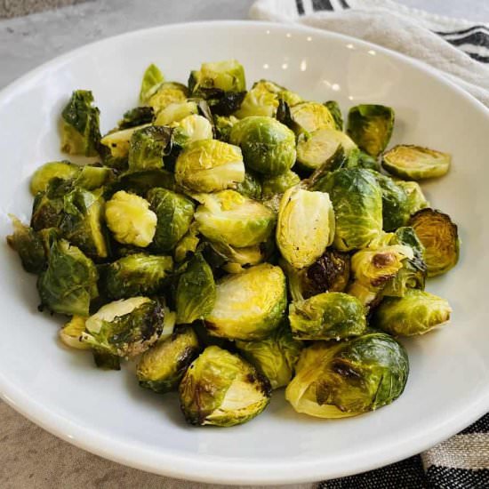 HOW TO ROAST BRUSSELS SPROUTS