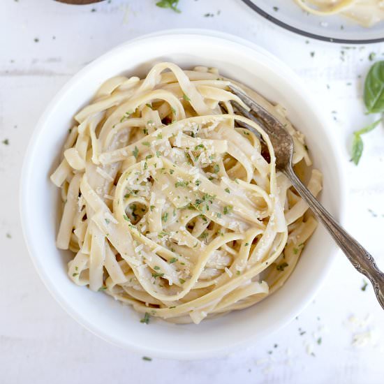 Easy Instant Pot Fettuccini Alfredo