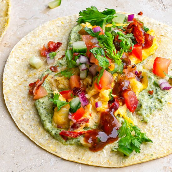Breakfast Egg Tortillas