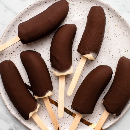 CHOCOLATE COVERED BANANA POPS
