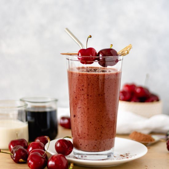 Chocolate-Cherry Cold Brew Smoothie