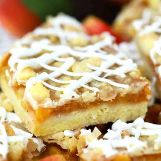 Peach Crumbs Bars