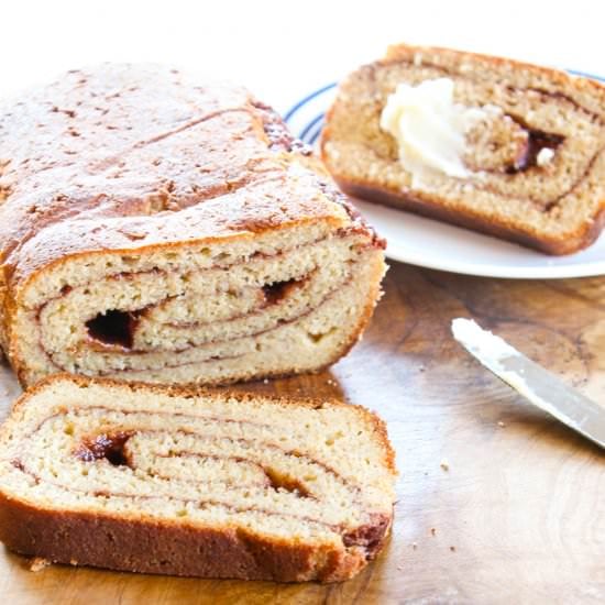 Keto Cinnamon Swirl Bread