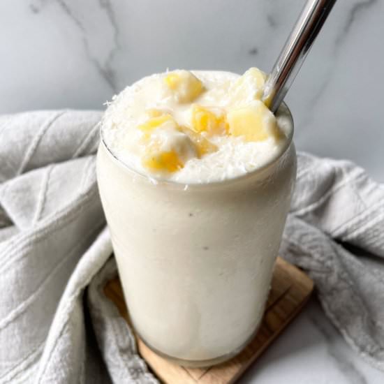 Healthy Pina Colada Smoothie