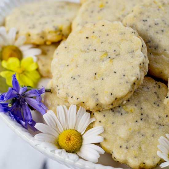 Lemon Poppy Seed Shortbread Cookies