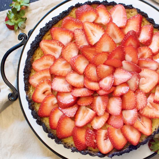 mascarpone tart with strawberries