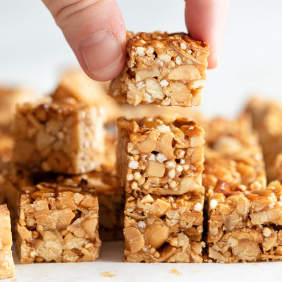 Peanut Butter Nut Clusters