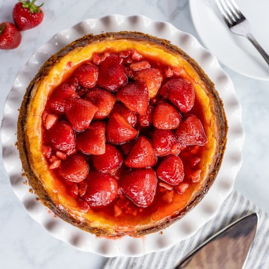 Easy Strawberry Cheesecake
