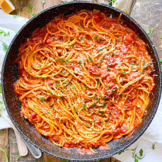 One-Pan Spaghetti