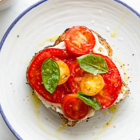 Ricotta Tomato Toast