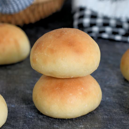 Sourdough Dinner Rolls