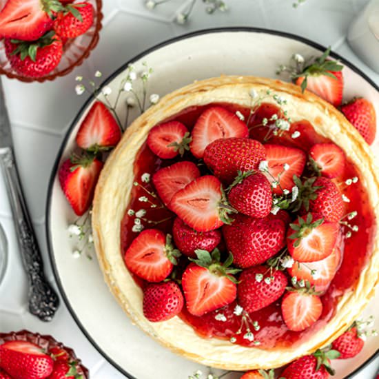 Keto Strawberry Cheesecake