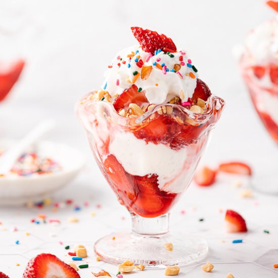 Strawberry Sundae