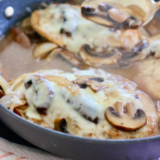 Cheesy Chicken and Mushrooms
