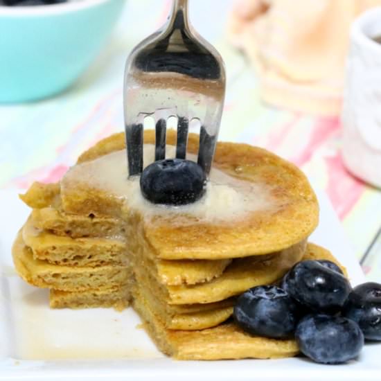 Easy, Fluffy Protein Pancakes