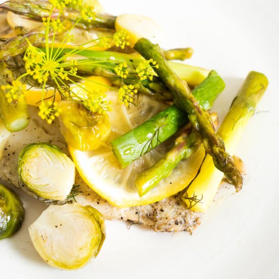 White fish with lemon and asparagus