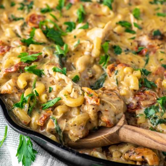 Tuscan Chicken Mac and Cheese