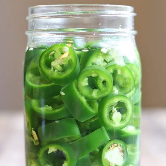 Quick pickled jalapenos
