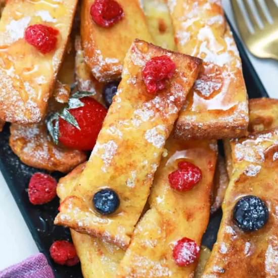 Air Fryer French Toast Sticks