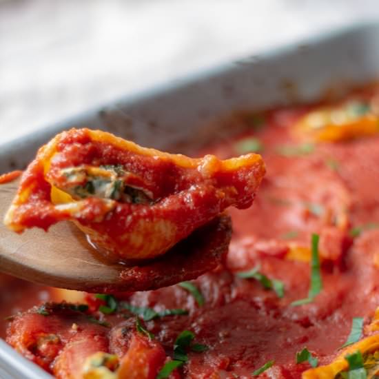 Spinach & Ricotta Stuffed Shells