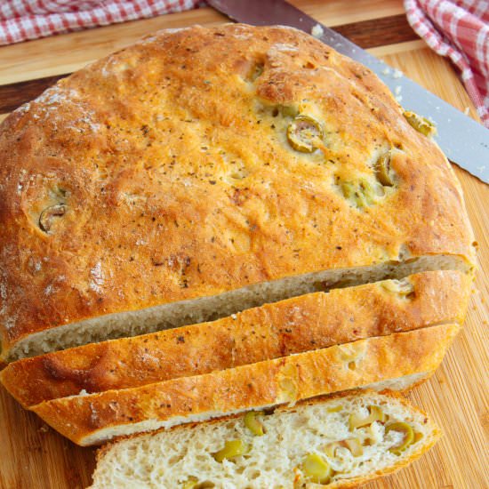 No Knead Garlic Olive Skillet Bread