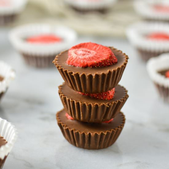 Mini Strawberry Nutella Cups