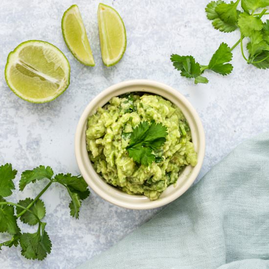 Simple Classic Guacamole