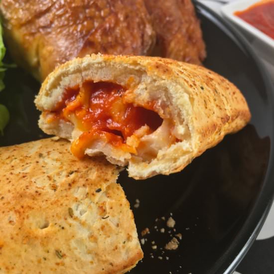 Hot Pockets in Air Fryer (EASY!)