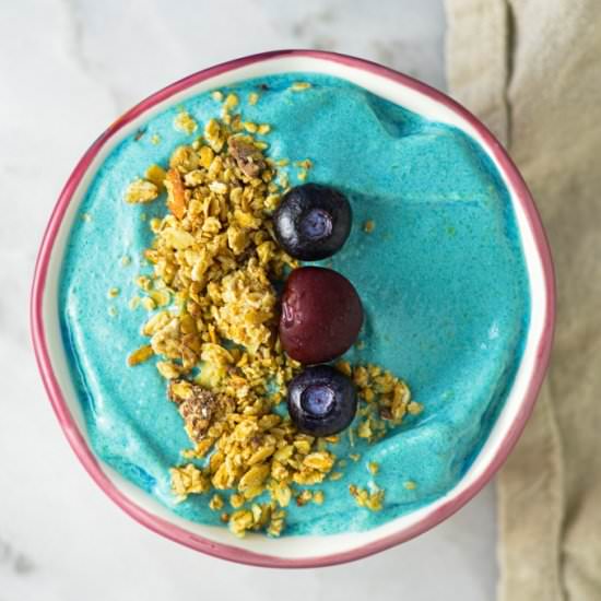 Mango Blue Smoothie Bowl