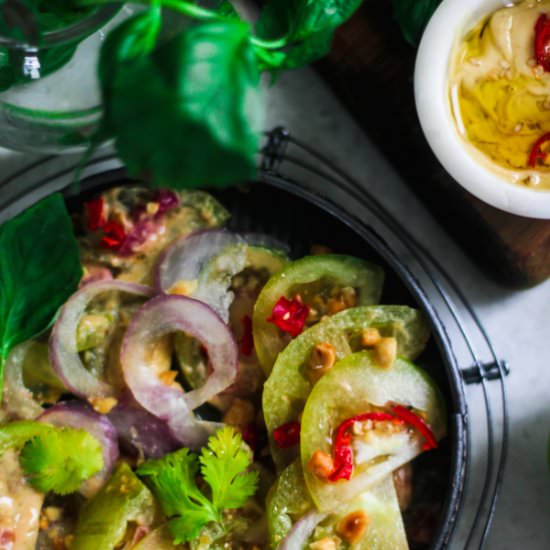 Green tomato salad