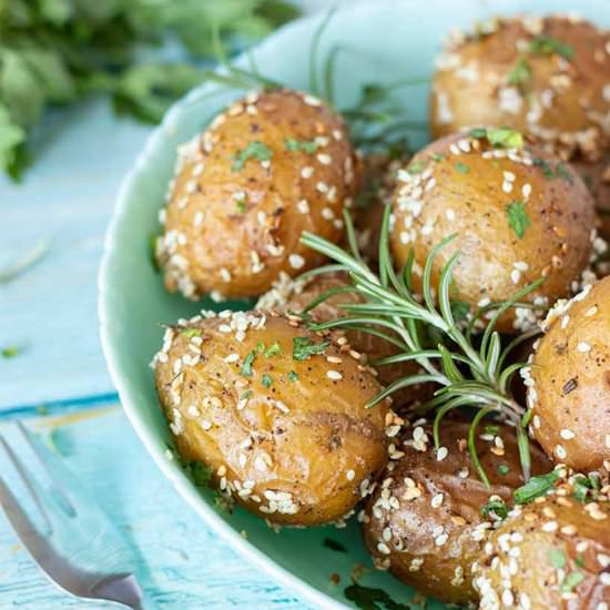 Easy Oven Roasted Baby Potatoes