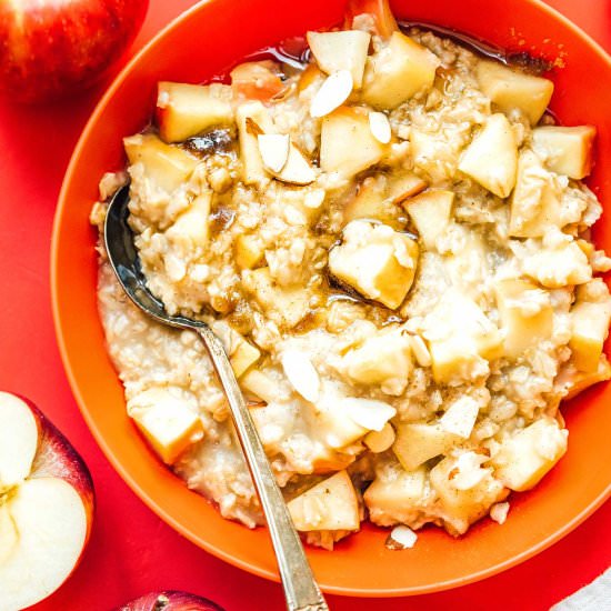 Apple Cinnamon Oatmeal