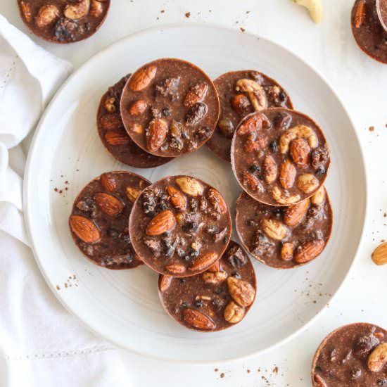 Chocolate Coconut Cashew Bites