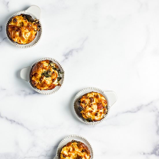 mini bacon kale frittatas