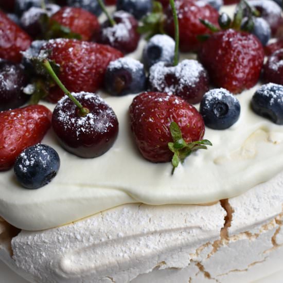 Summer Fruit Pavlova