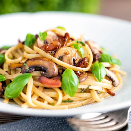 Bacon and Mushroom Pasta