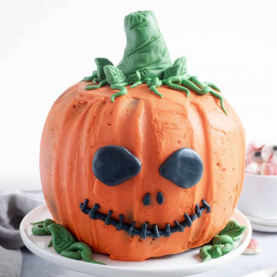 Halloween Pumpkin Cake