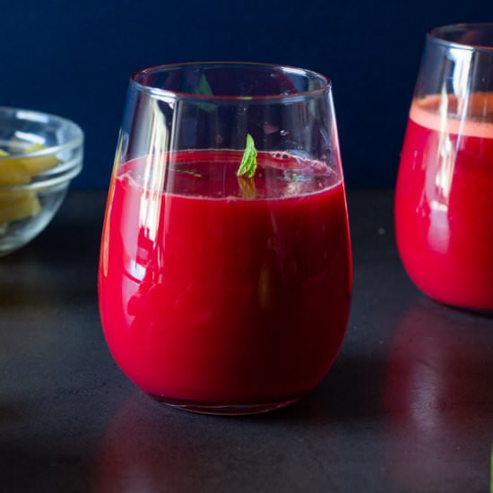 Carrot Beet Pineapple Detox Juice
