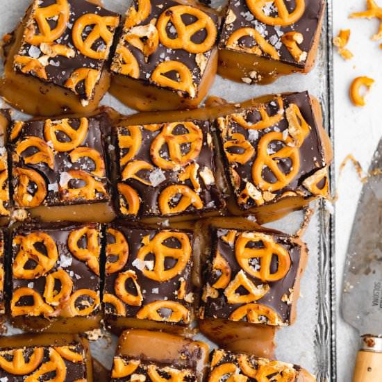 Chocolate caramel pretzel bars