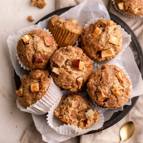 Easy vegan apple cinnamon muffins