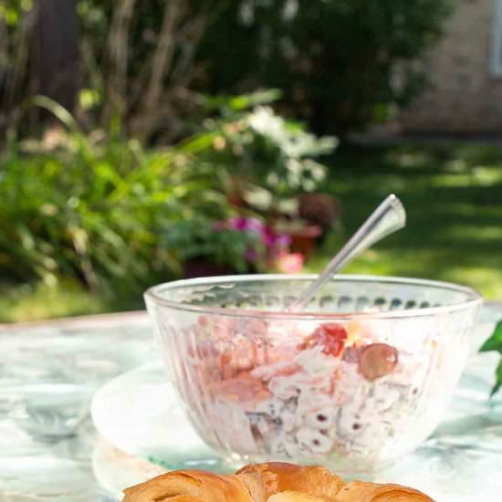 Salmon Salad with Grapes