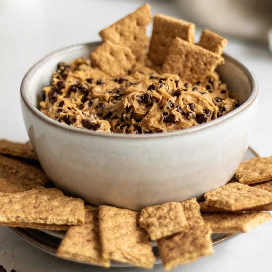 4-Ingredient Buckeye Dip