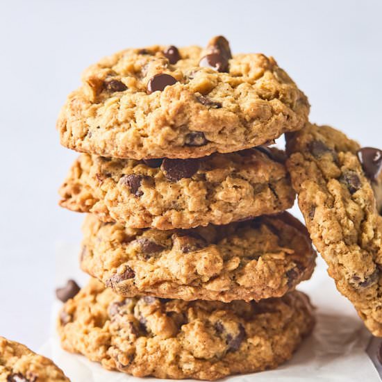 Oatmeal Chocolate Chip Cookies