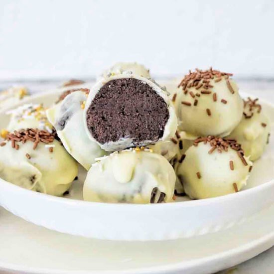 White Chocolate Oreo Balls