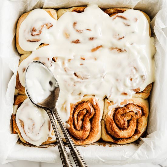 Gooey cinnamon rolls recipe