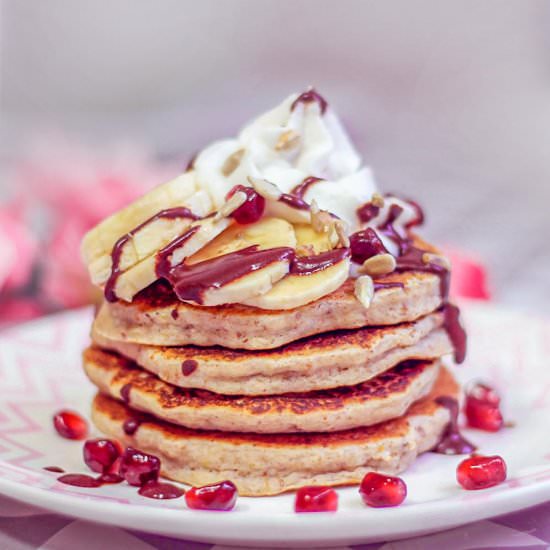 Vegan banana pancakes