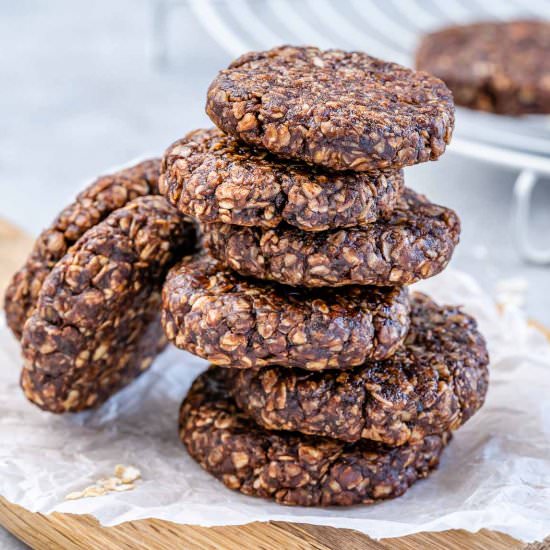 NO-BAKE CHOCOLATE OATMEAL COOKIES