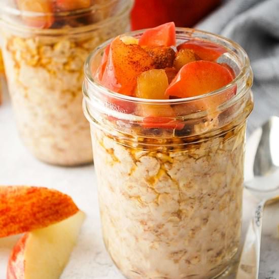 Apple Pie Overnight Oats