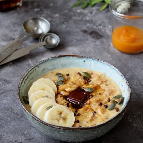 Pumpkin and maple syrup porridge