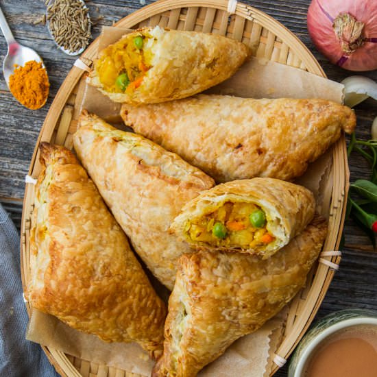 Baked Curry Puffs